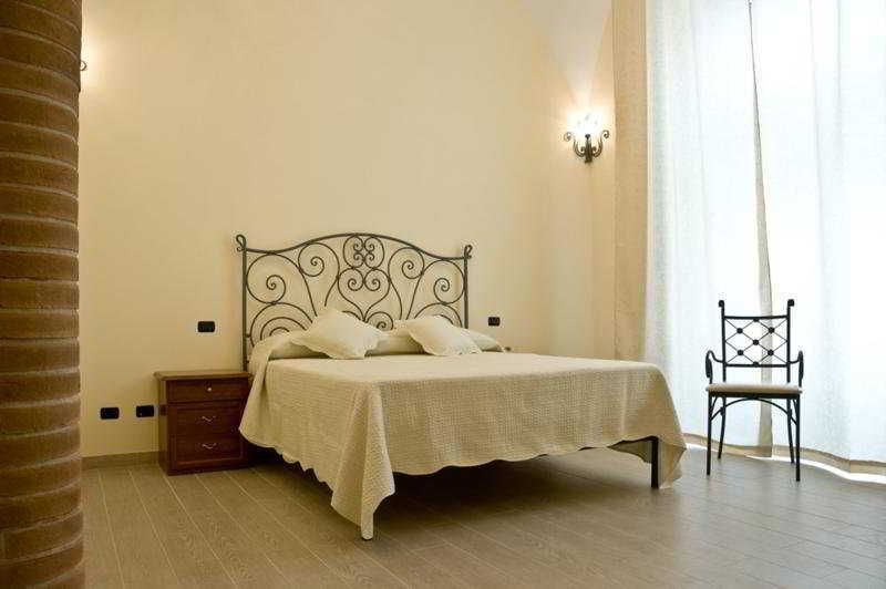 Bed and Breakfast Relais Il Pennino Масса-Лубренсе Екстер'єр фото